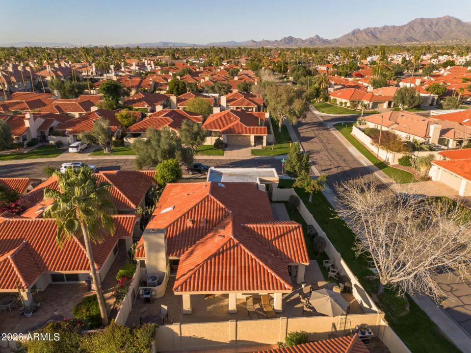 Real Estate Picture 28