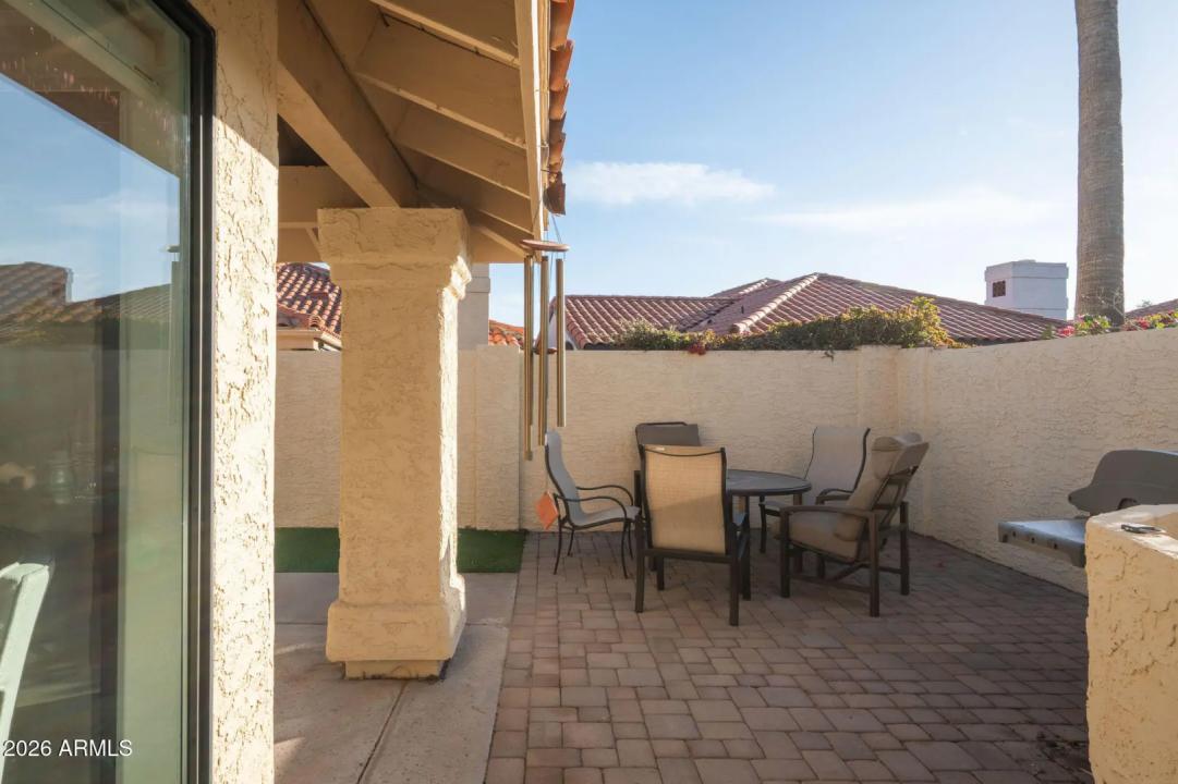 Real Estate Picture 25