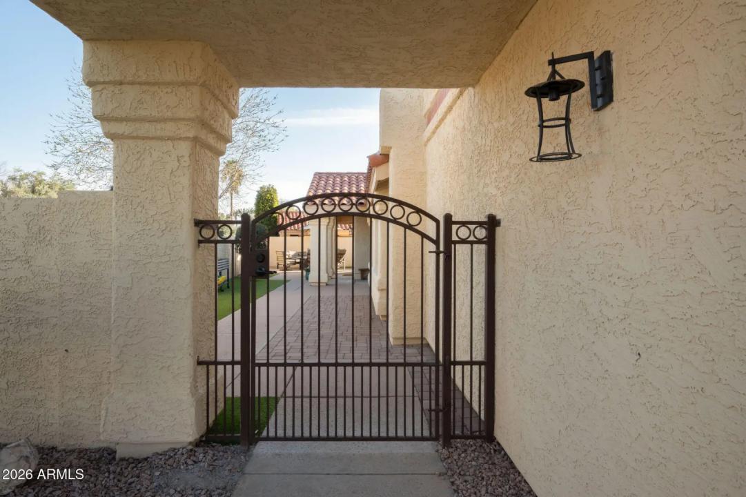 Real Estate Picture 26