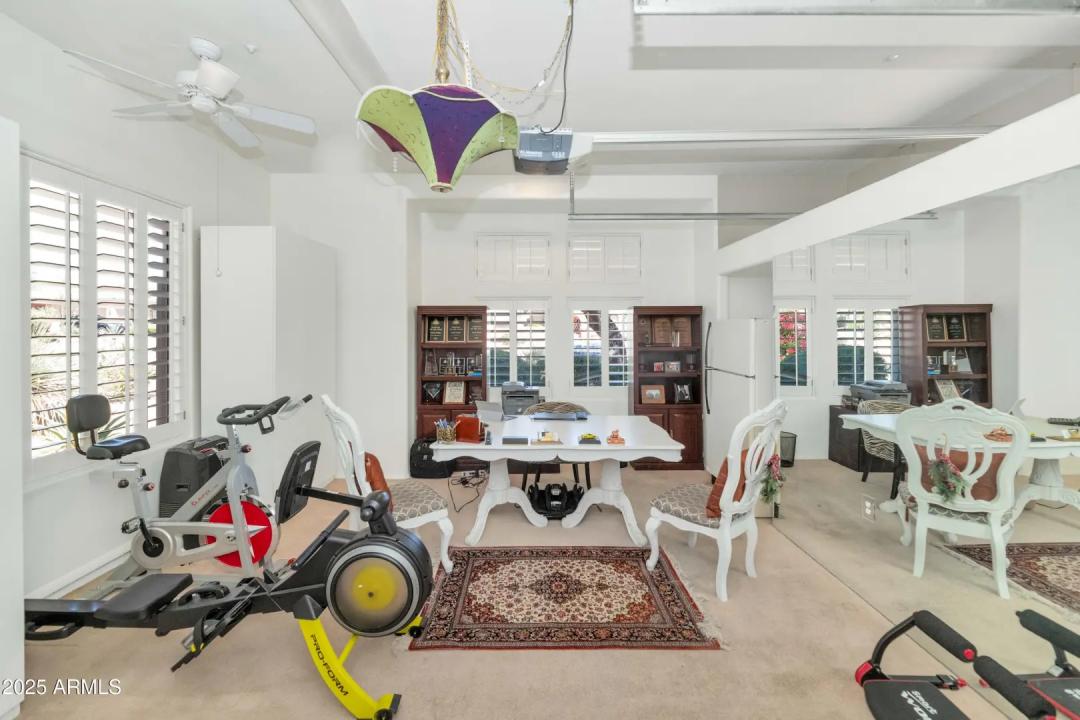 Real Estate Picture 25