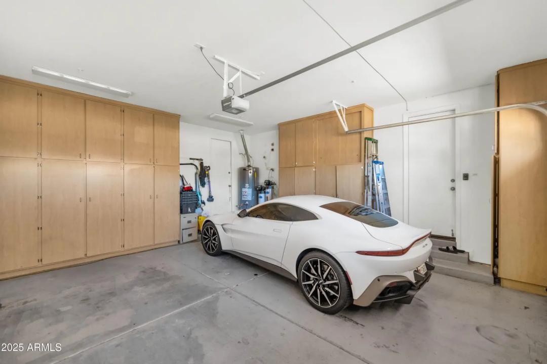 Real Estate Picture 26