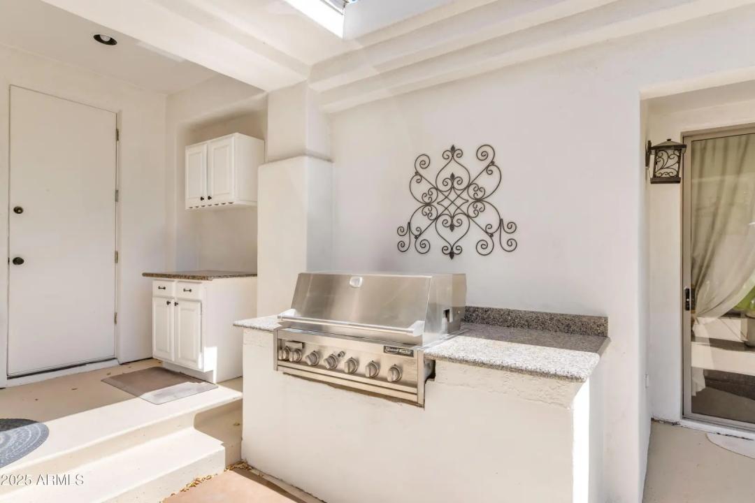 Real Estate Picture 40