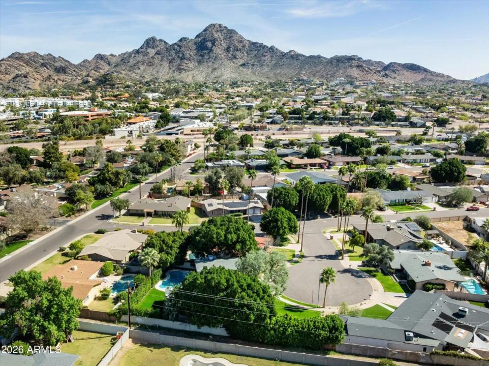 Real Estate Picture 27