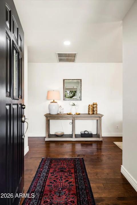 Real Estate Picture 5