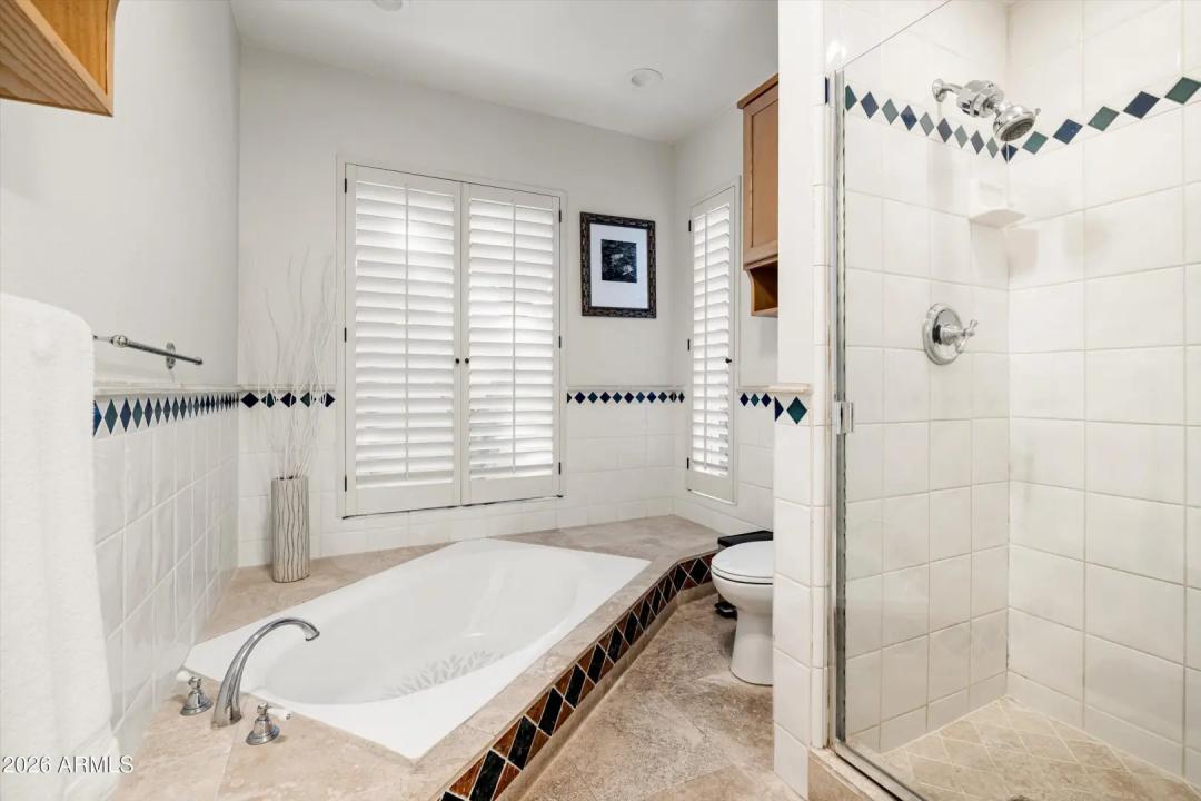 Real Estate Picture 17