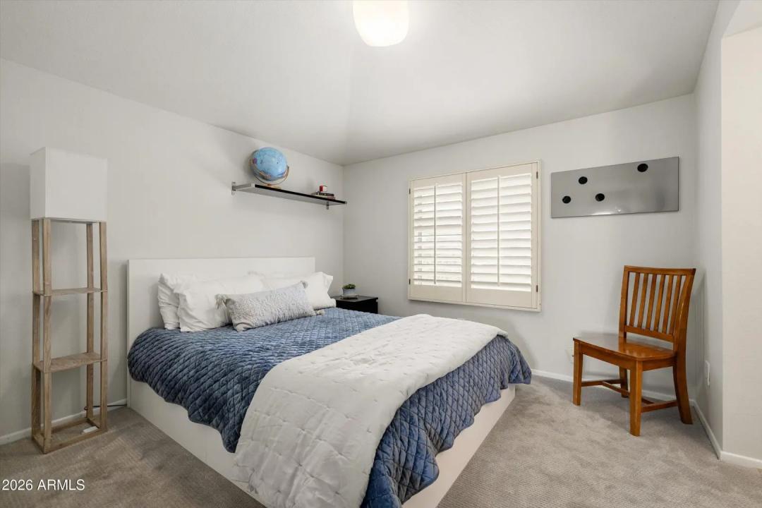 Real Estate Picture 23