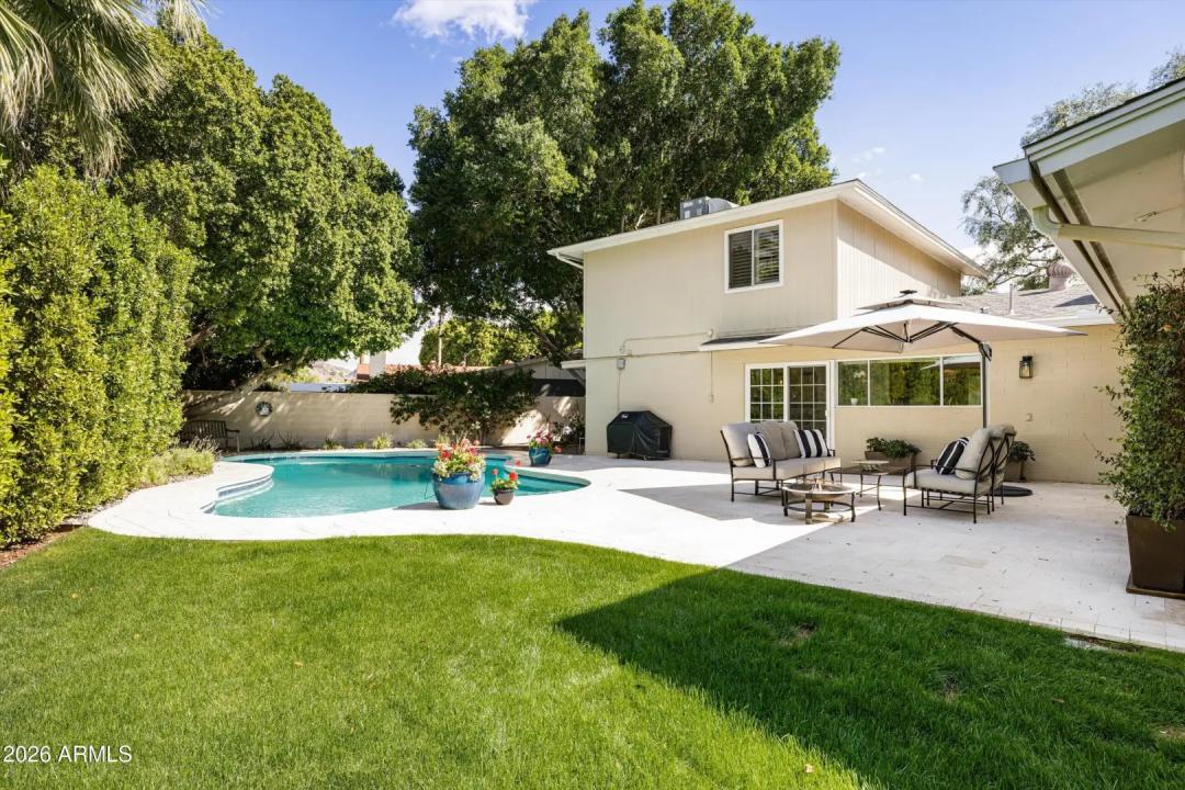 Real Estate Picture 26