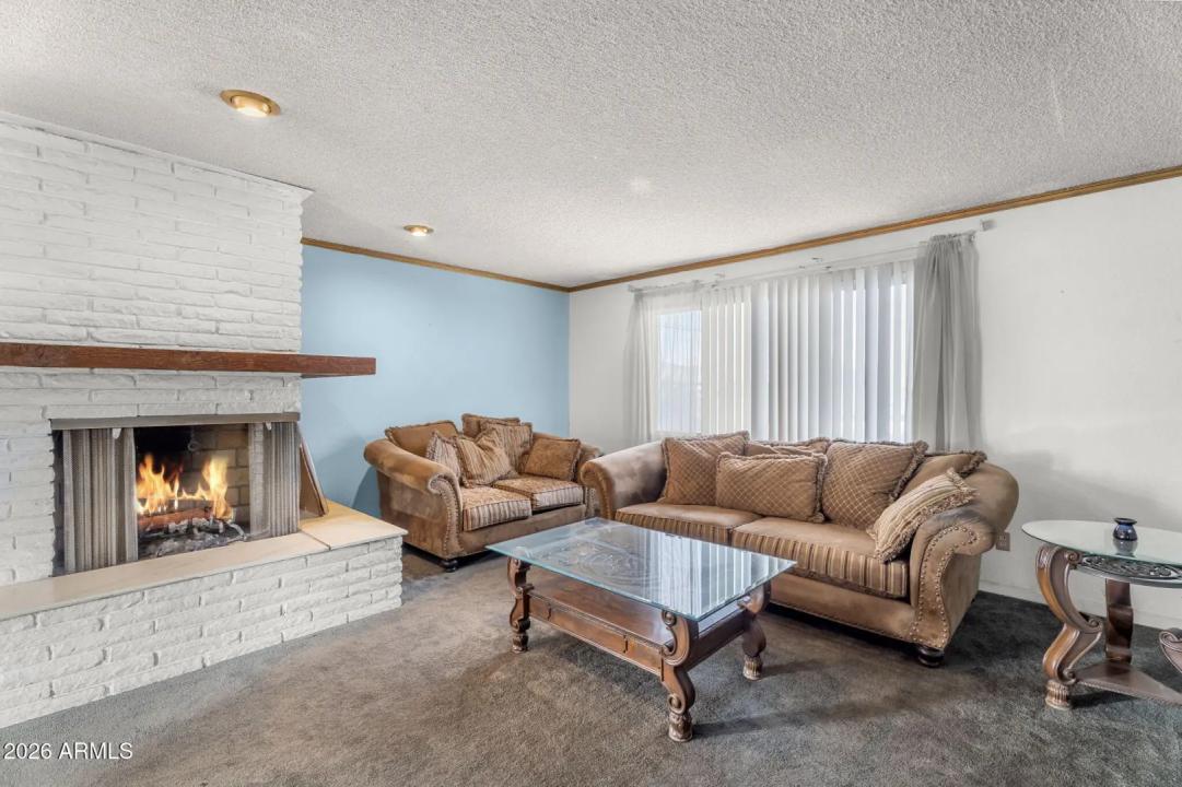 Real Estate Picture 6