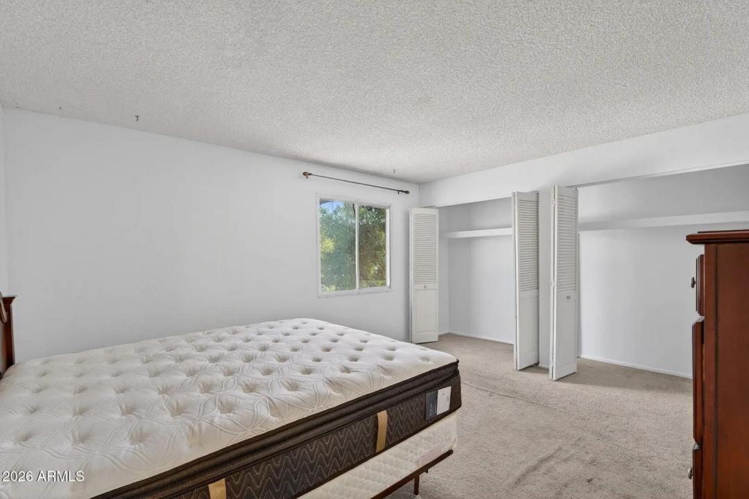 Real Estate Picture 20