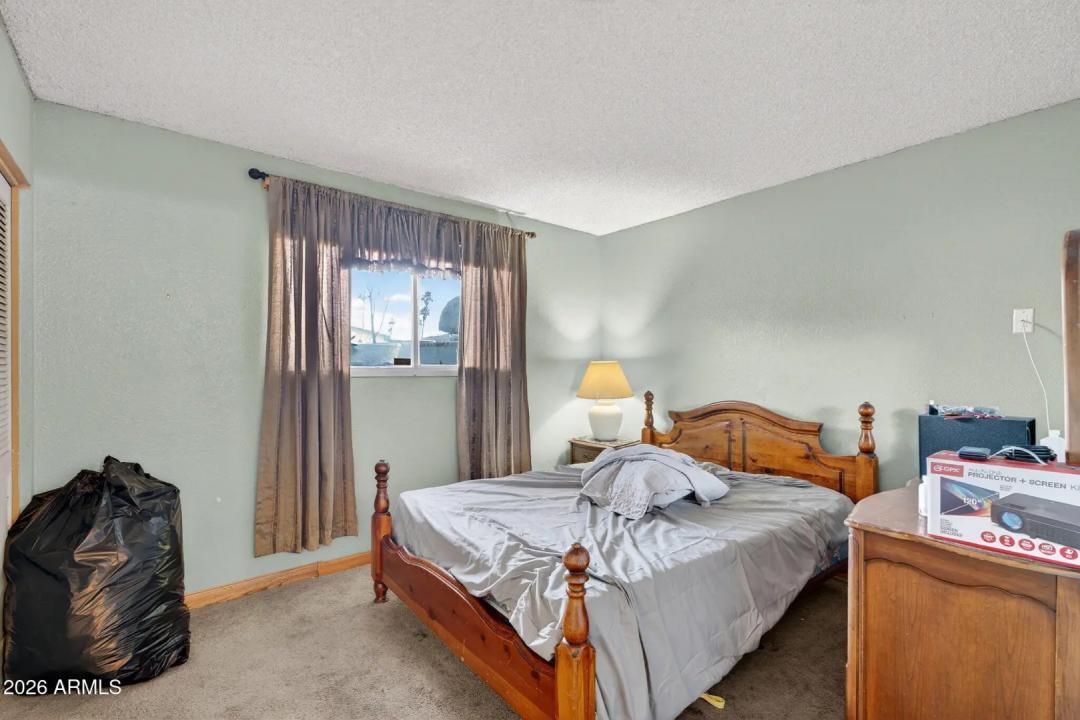 Real Estate Picture 26