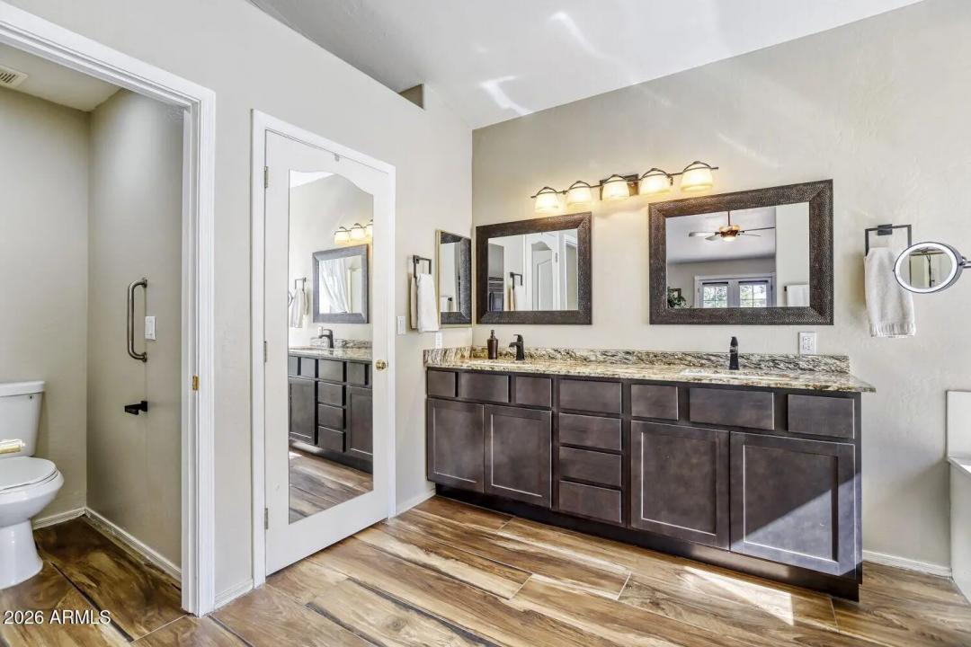 Real Estate Picture 21