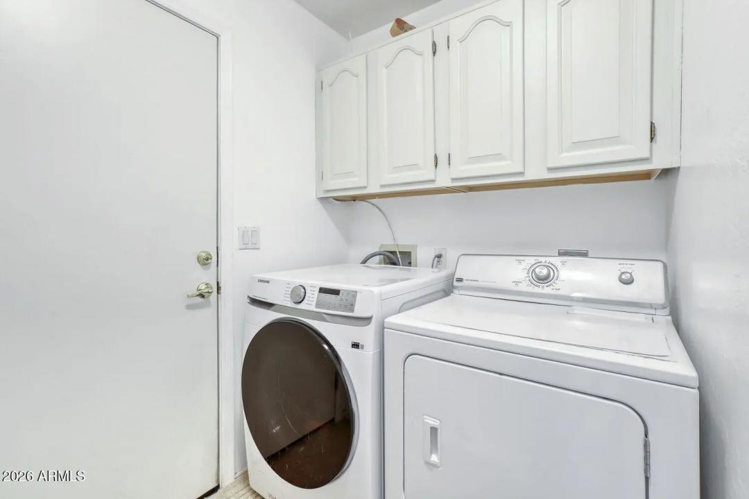 Real Estate Picture 25