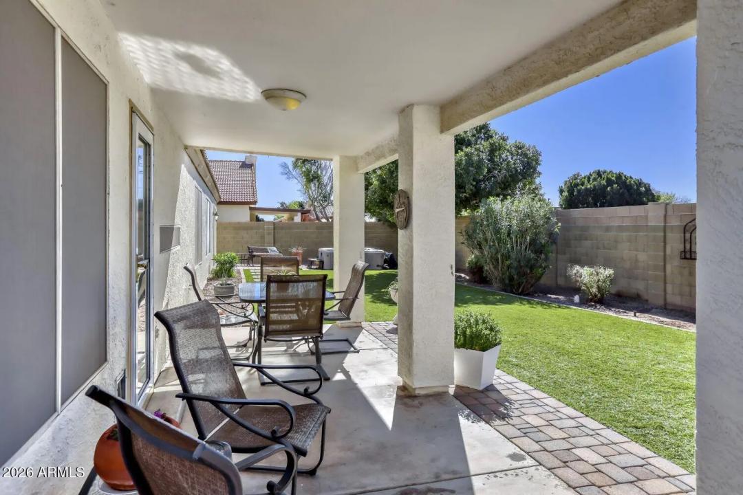 Real Estate Picture 28