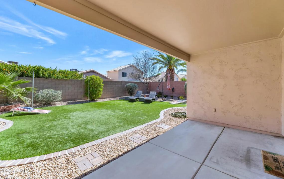 Real Estate Picture 19