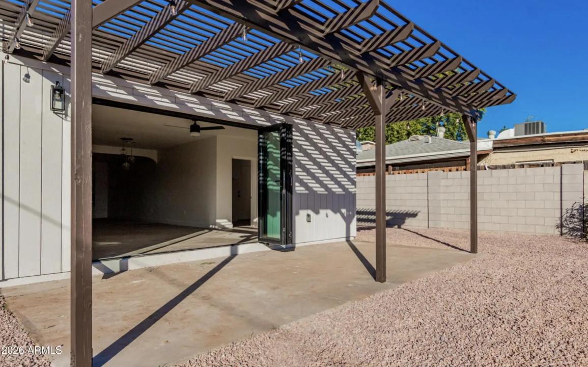Real Estate Picture 25