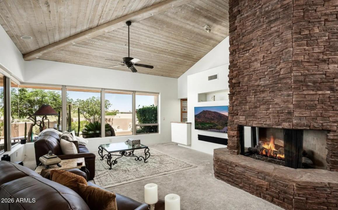 Real Estate Picture 1