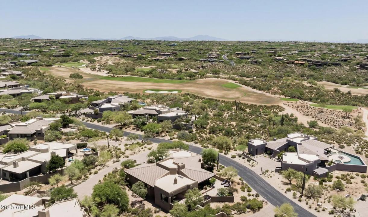 Real Estate Picture 25