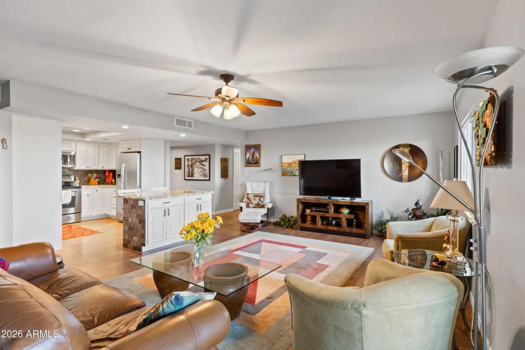 Real Estate Picture 2