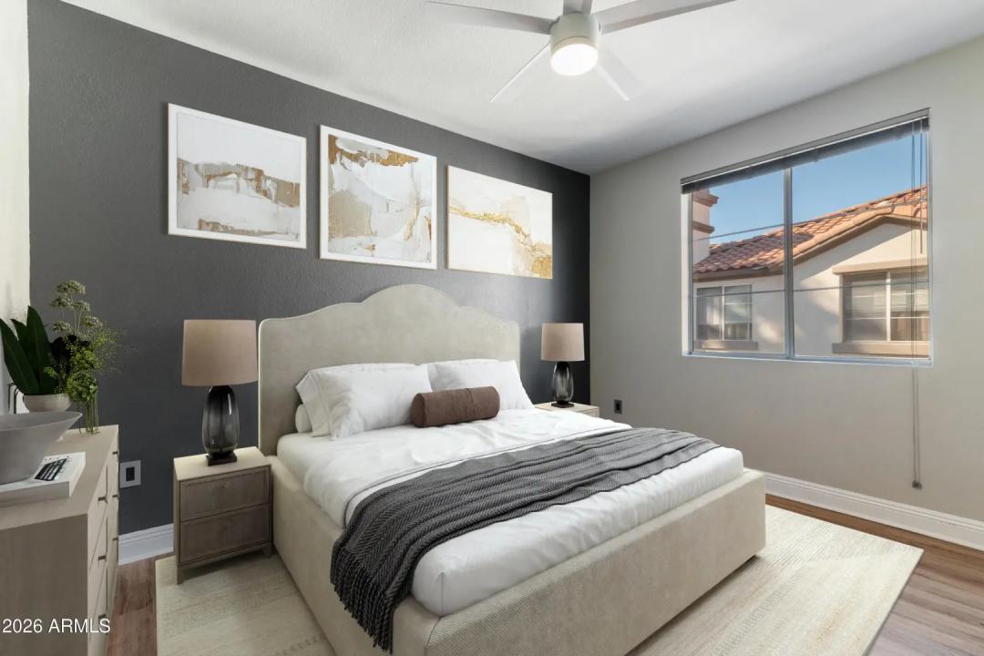 Real Estate Picture 9