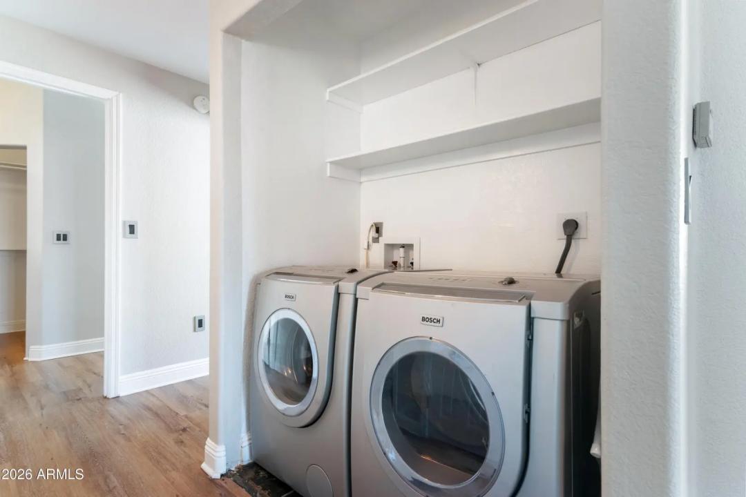 Real Estate Picture 18