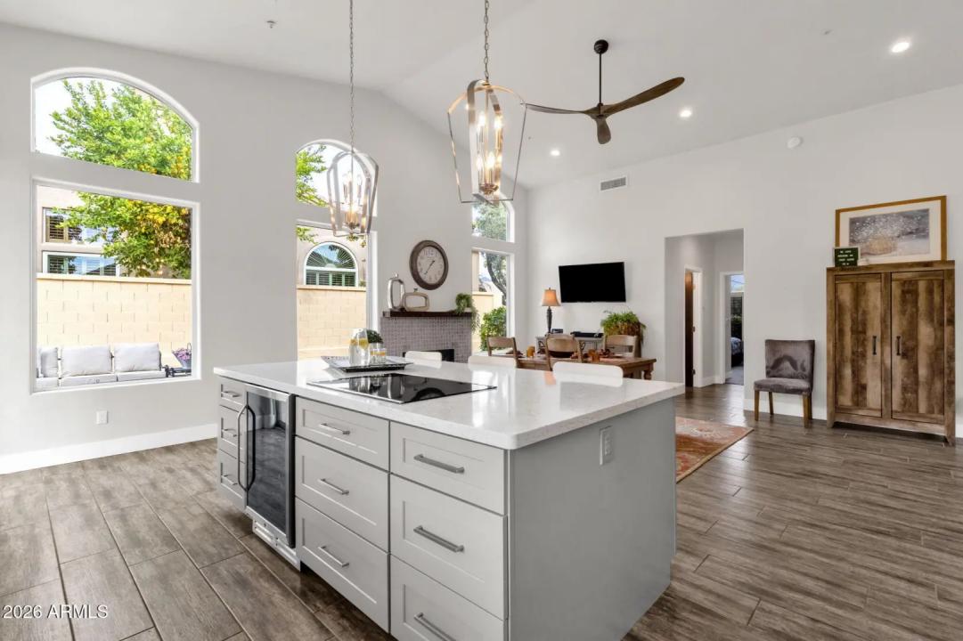 Real Estate Picture 27