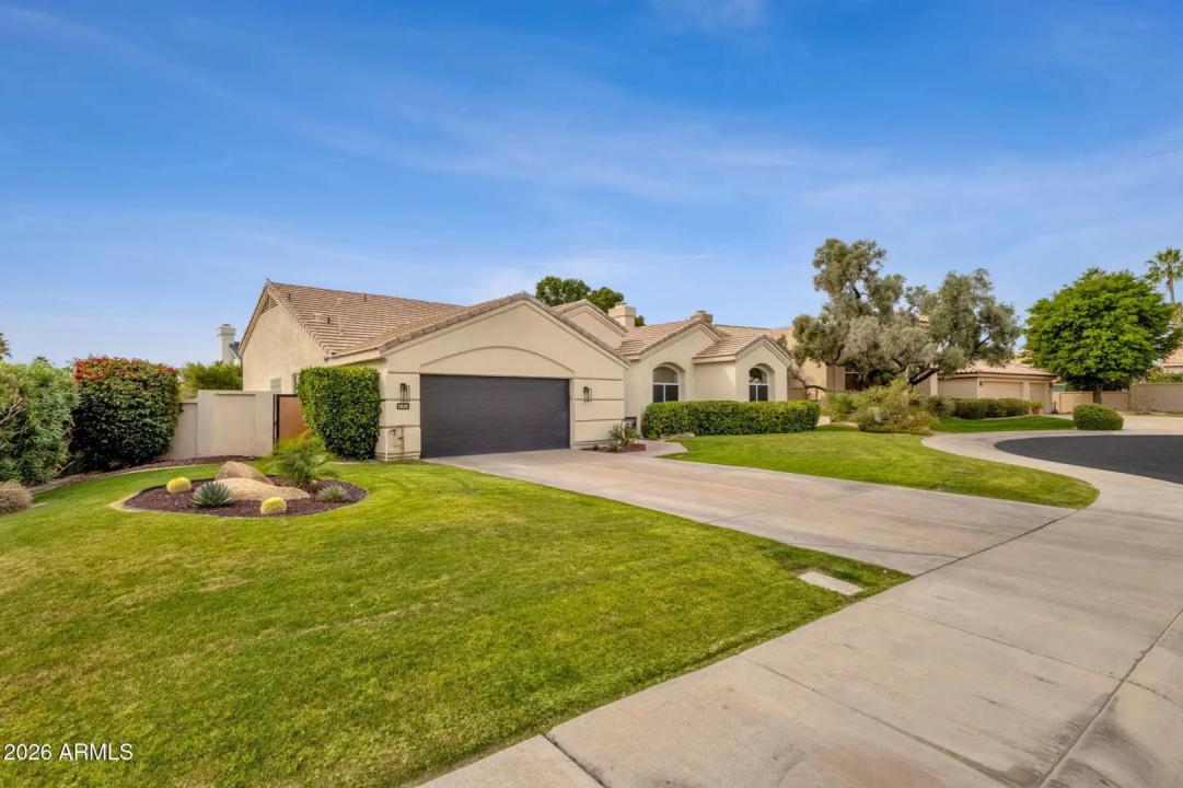 Real Estate Picture 1