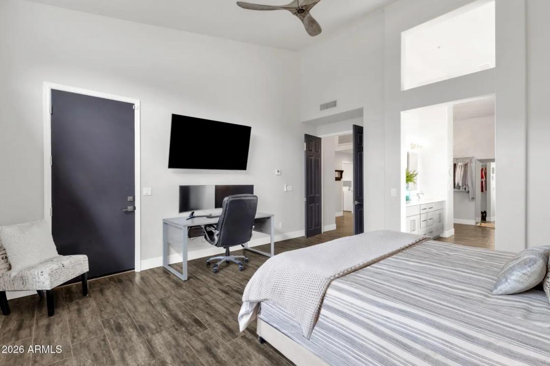 Real Estate Picture 39