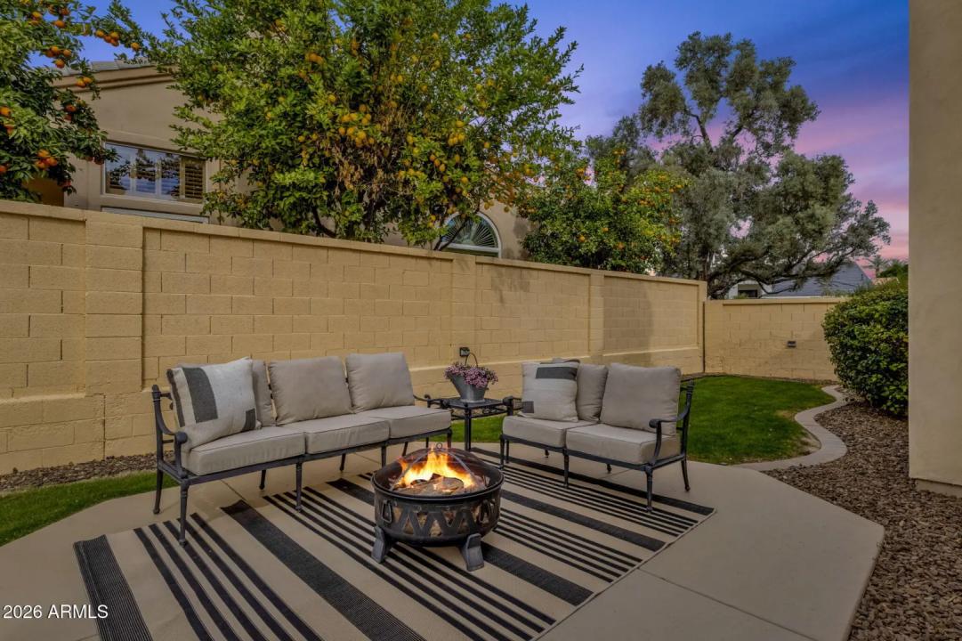 Real Estate Picture 30