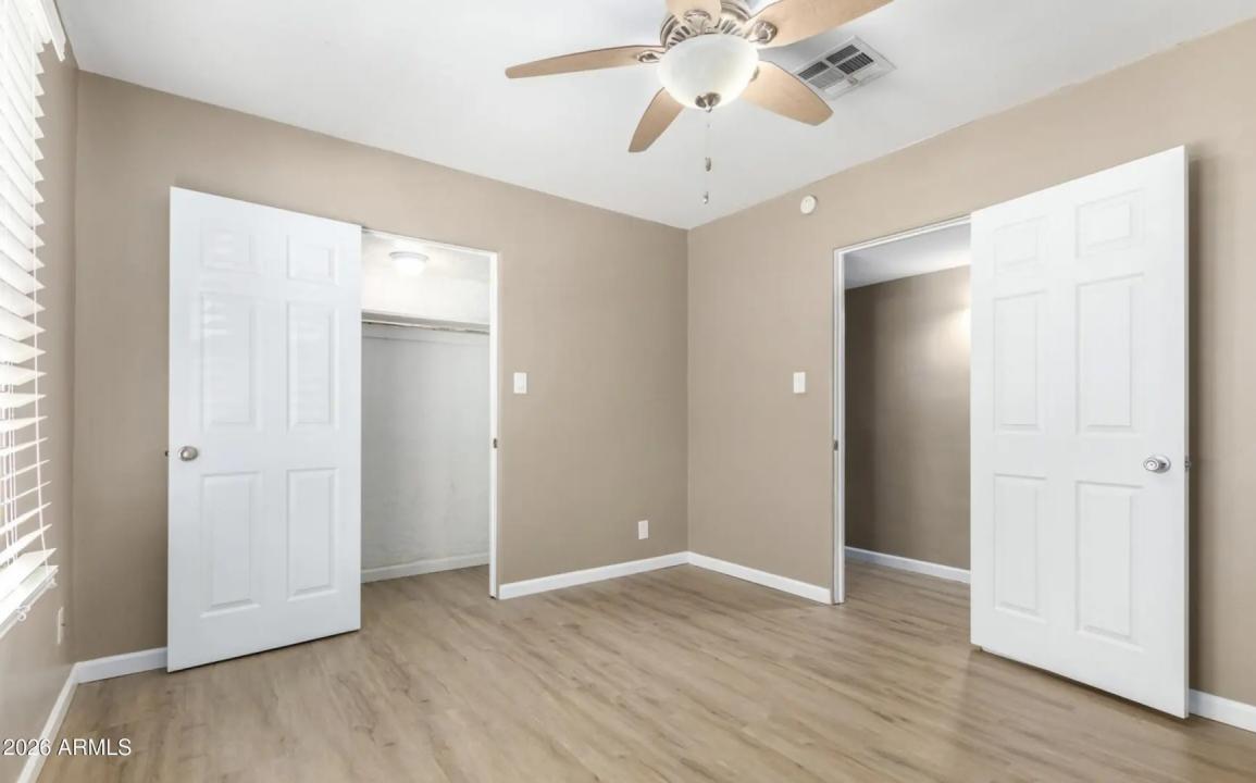 Real Estate Picture 8