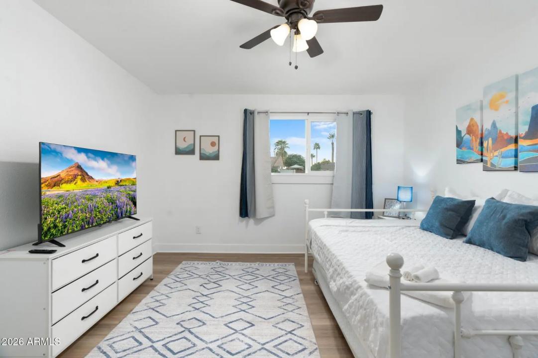 Real Estate Picture 37