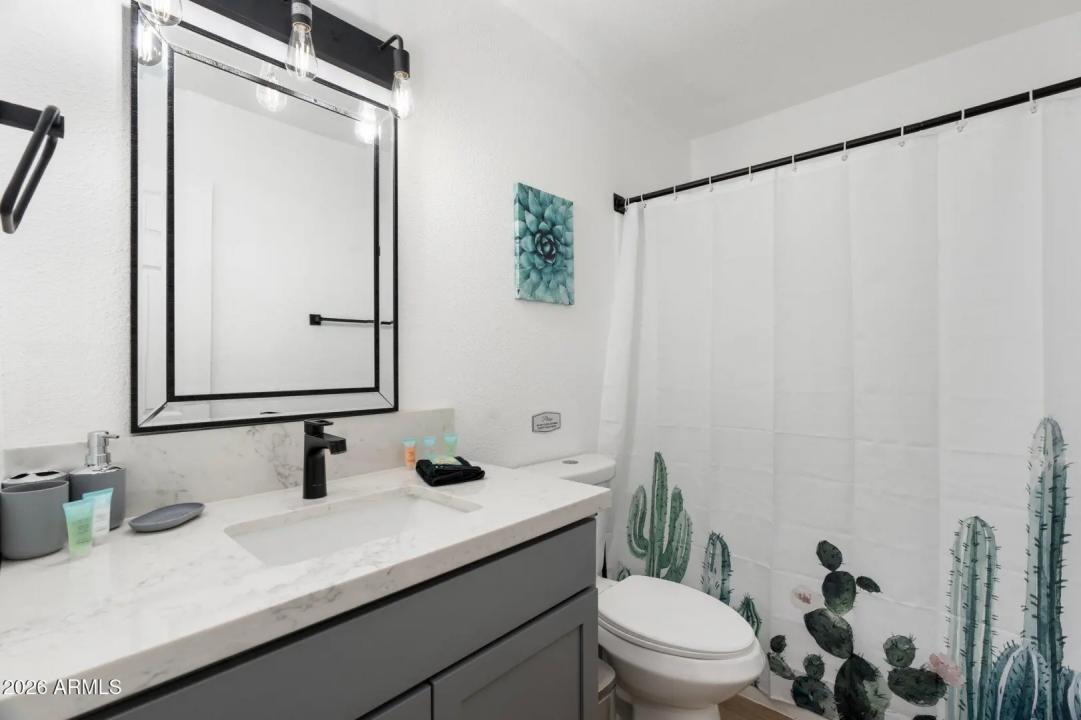 Real Estate Picture 39