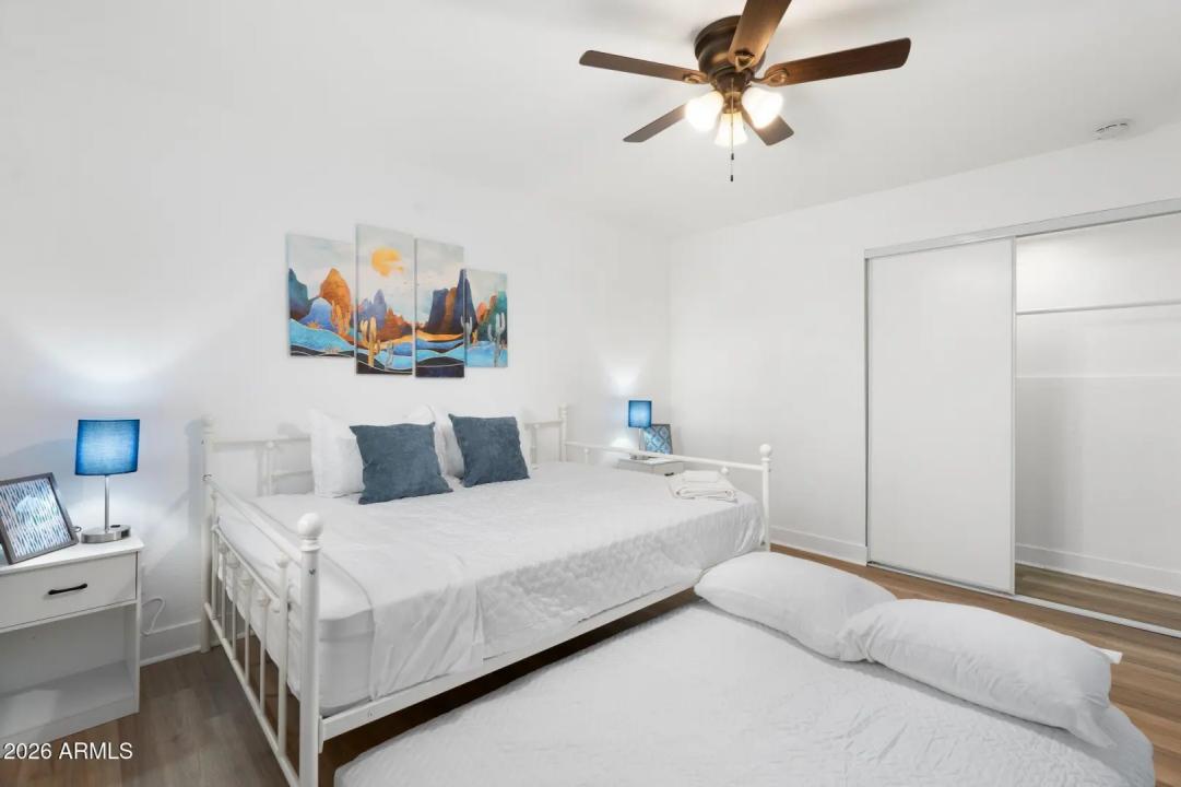 Real Estate Picture 38