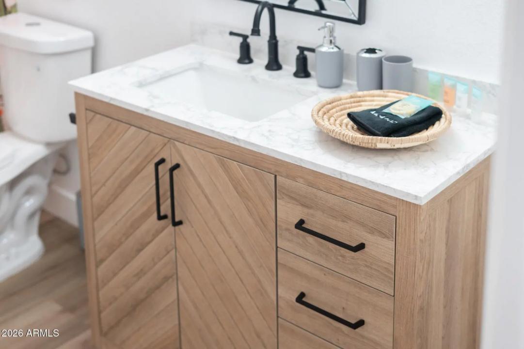 Real Estate Picture 57