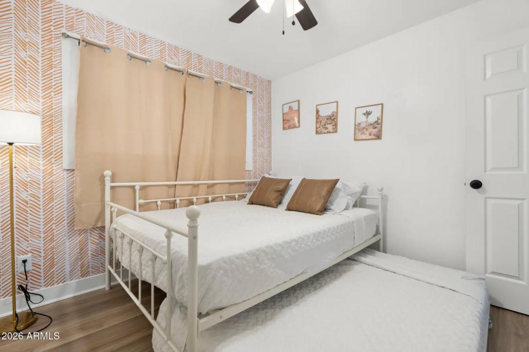 Real Estate Picture 34