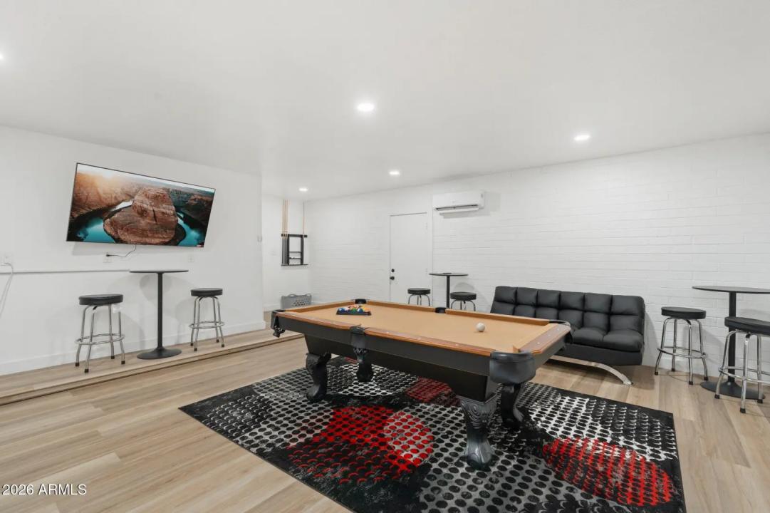 Real Estate Picture 60