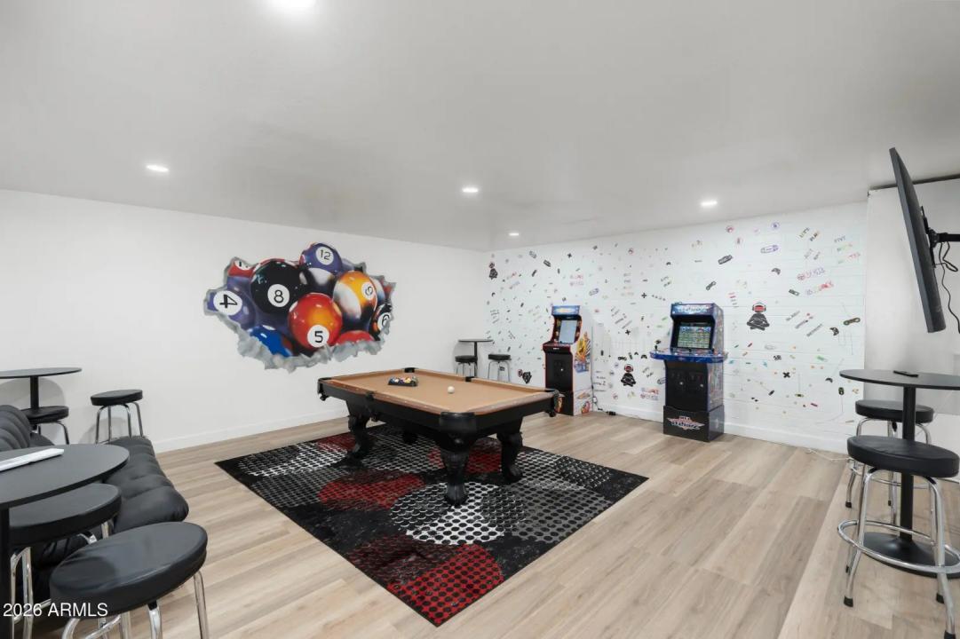 Real Estate Picture 64