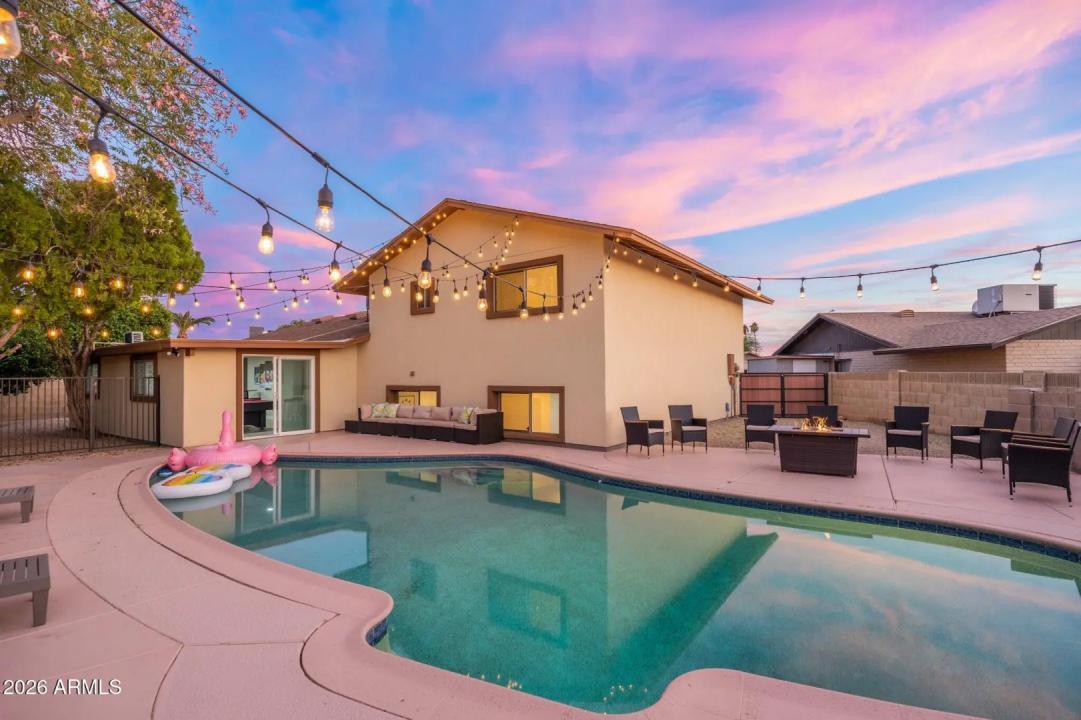 Real Estate Picture 7