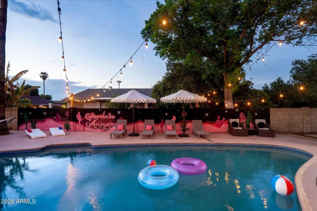 Real Estate Picture 9