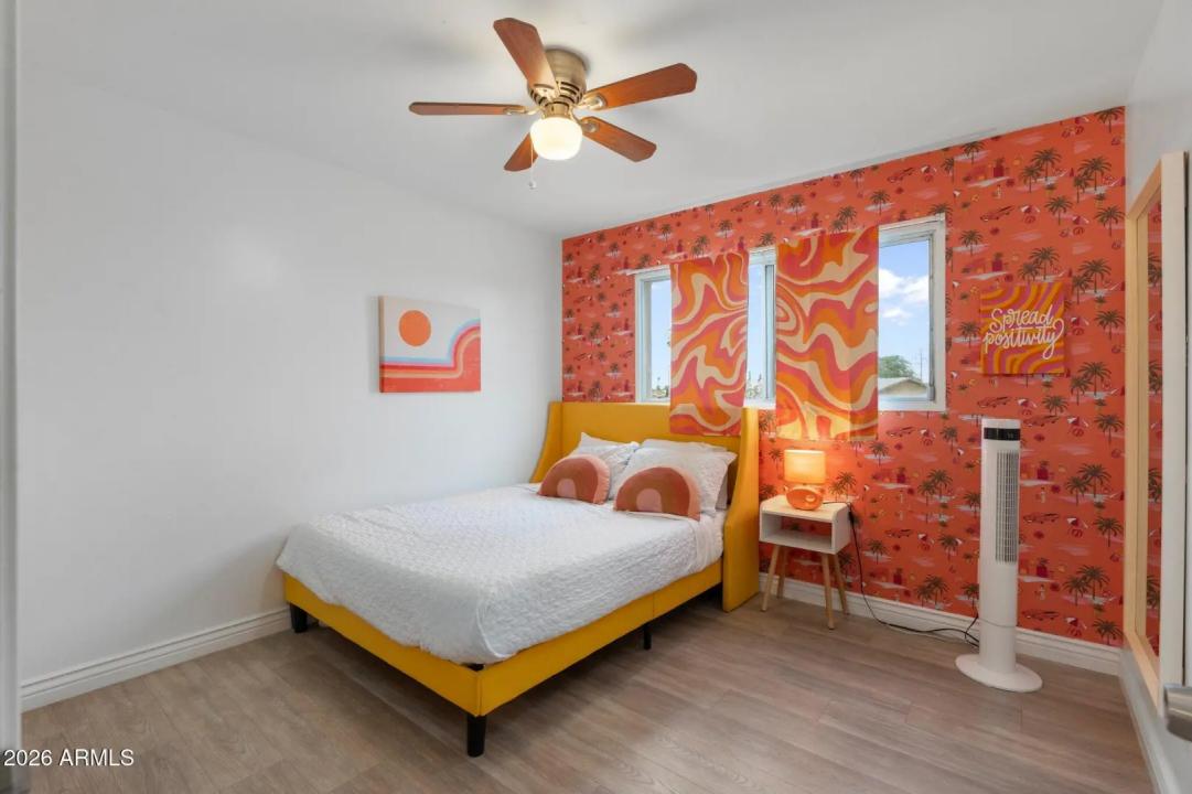 Real Estate Picture 52