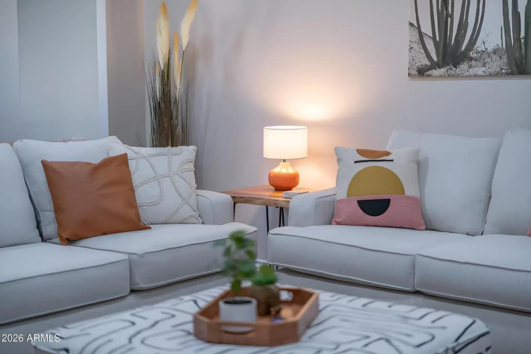 Real Estate Picture 25