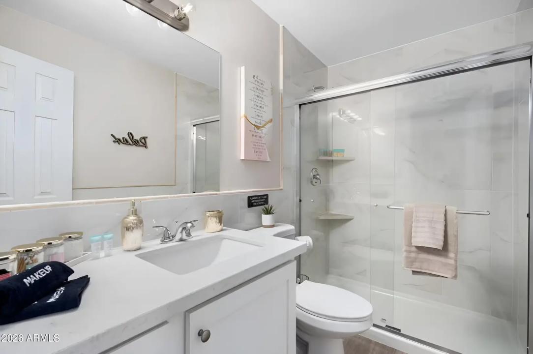 Real Estate Picture 34