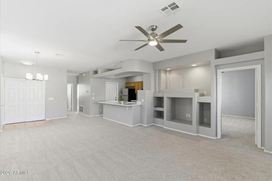 Real Estate Picture 7