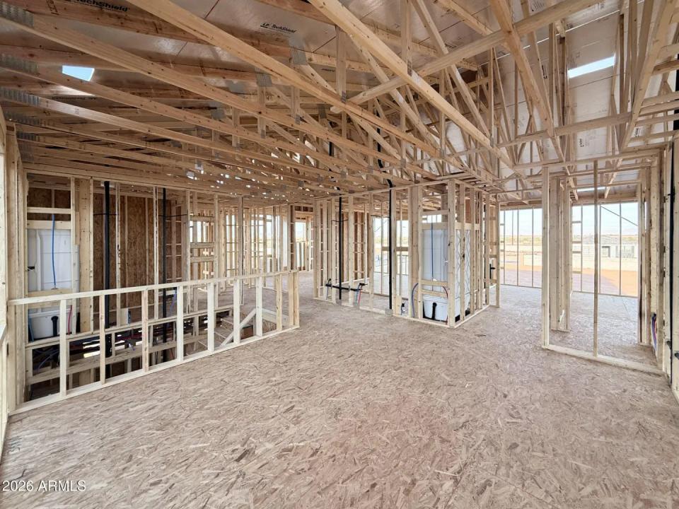 Real Estate Picture 4