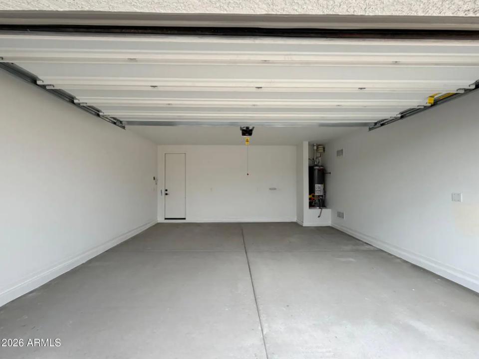 Real Estate Picture 16