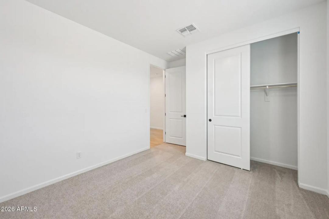 Real Estate Picture 22
