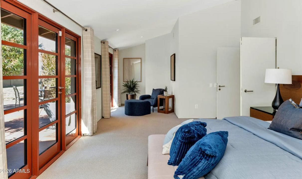 Real Estate Picture 19