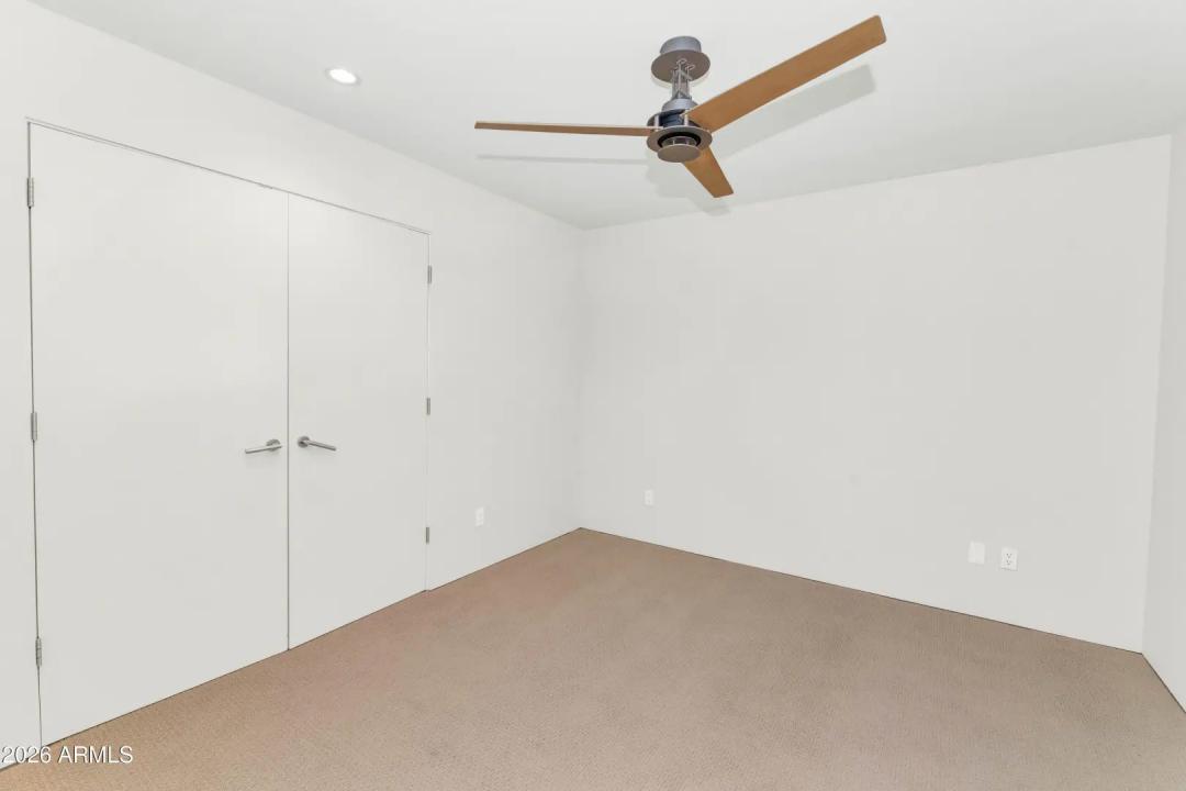 Real Estate Picture 30