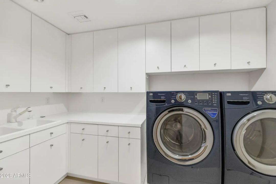 Real Estate Picture 33