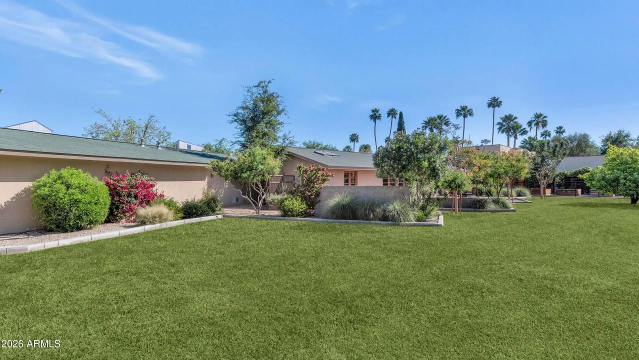 Real Estate Picture 38