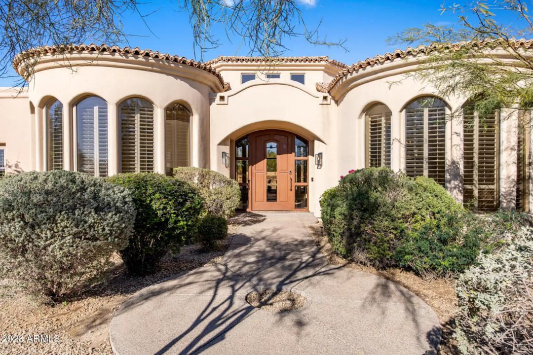 Real Estate Picture 7